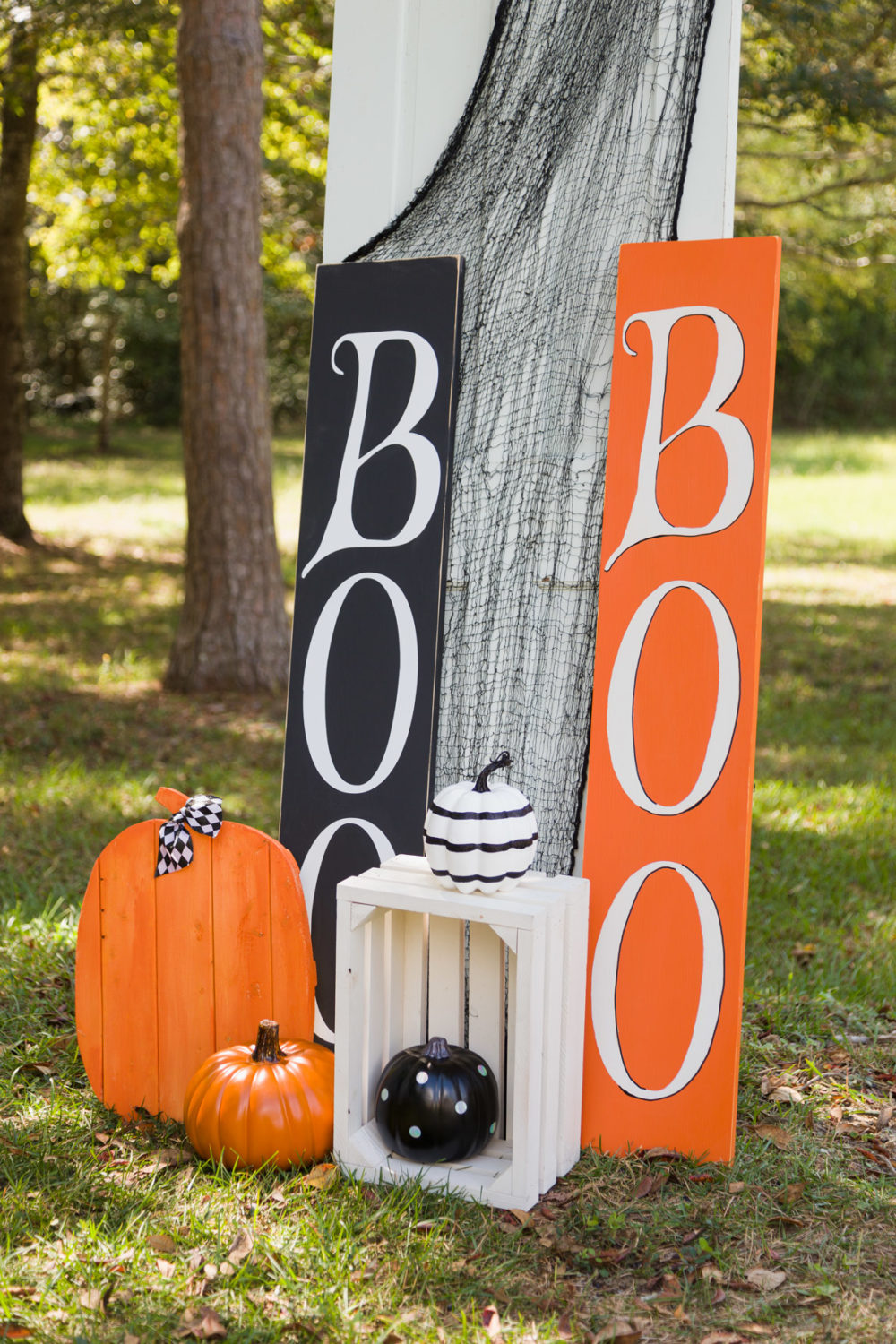 Front Porch BOO Sign